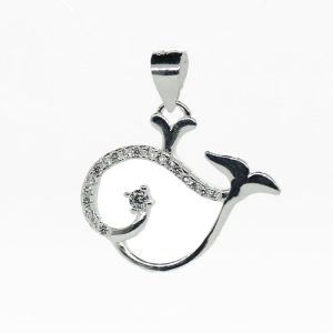 Dije de plata italiana diseño ballena y micro circones Brilho