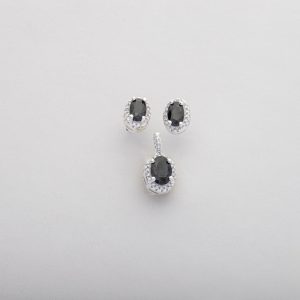 Conjunto de Dije y Aros Topo. Plata Italiana 925. Peso de 3,8 Gramos. Circón en 4 Diferentes Colores. Micro Circones Blancos SIN CADENA. SKU: PJS0722010#209 Brilho