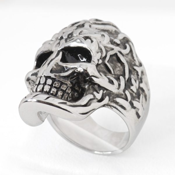 Anillo Diseño Calavera. Género Unisex. Talla 13 - US 7. Acero Quirúrgico 316. SKU: AAN0910104-01-T7 Brilho.