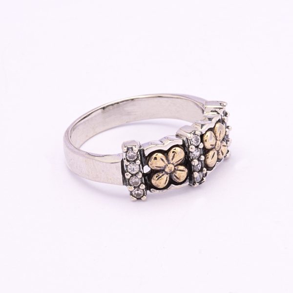 Anillo con Oro. Circones Color Blanco. Plata italiana 925. Peso de 3,9 Gramos. Talla US: 7 - Nº13 SKU:PAN0101001-3,9GR Brilho.