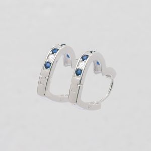 Aros Cangonda. Plata Italiana 925. Diseño Corazón Circón Azul y Blanco. Peso de 3,4 Gramos. SKU: PCA0220005-3,4GR. Brilho.
