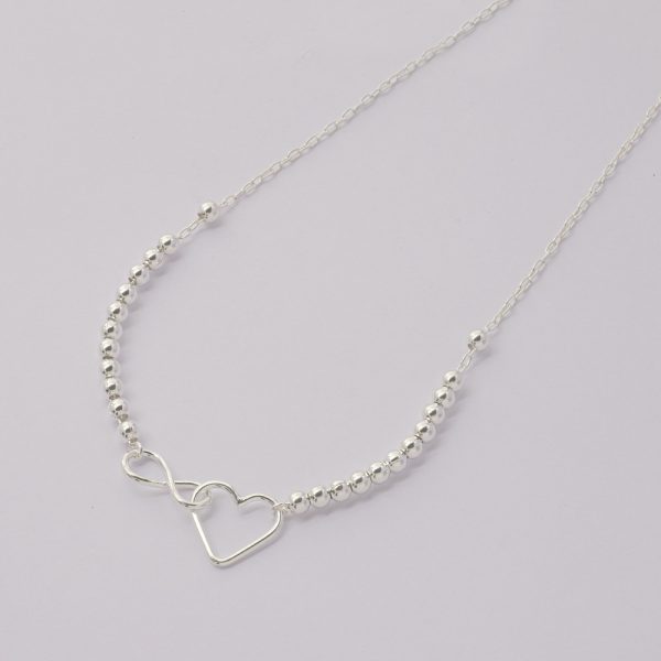 Collar de Plata Italiana 925. Diseño: Corazón/Infinito. balines y/o Pelotitas. Largo de 40cm. Peso de 4,7 Gramos. SKU: PCO0220001-4,7GR. Brilho.